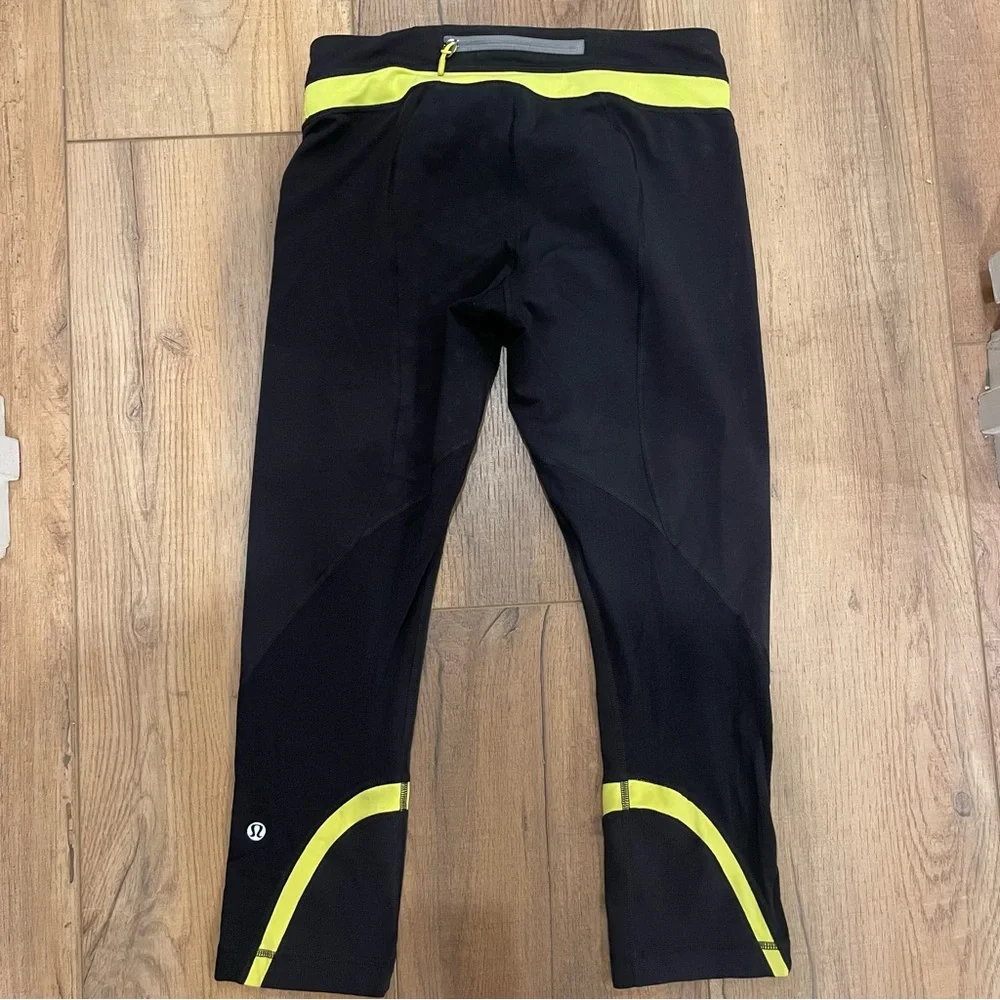 Lululemon Athletica Run Inspire Crop II